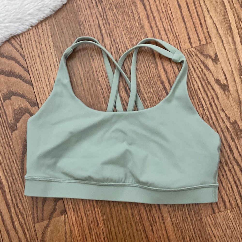 Lululemon sports bra size 8